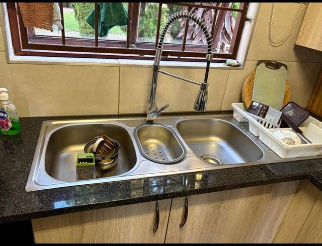 2 BEDROOM TOWNHOUSE FOR SALE IN ROBINDALE